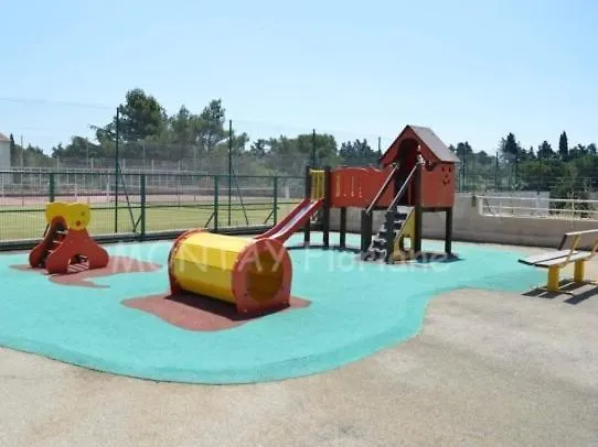 Le Lagon Bleu Piscine Et Tennis Frejus